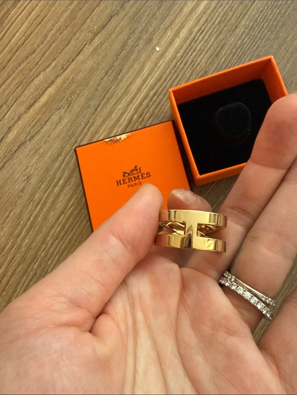 HERMES Paris Ruban Scarf Ring Gold Tone - Picture 5 of 8